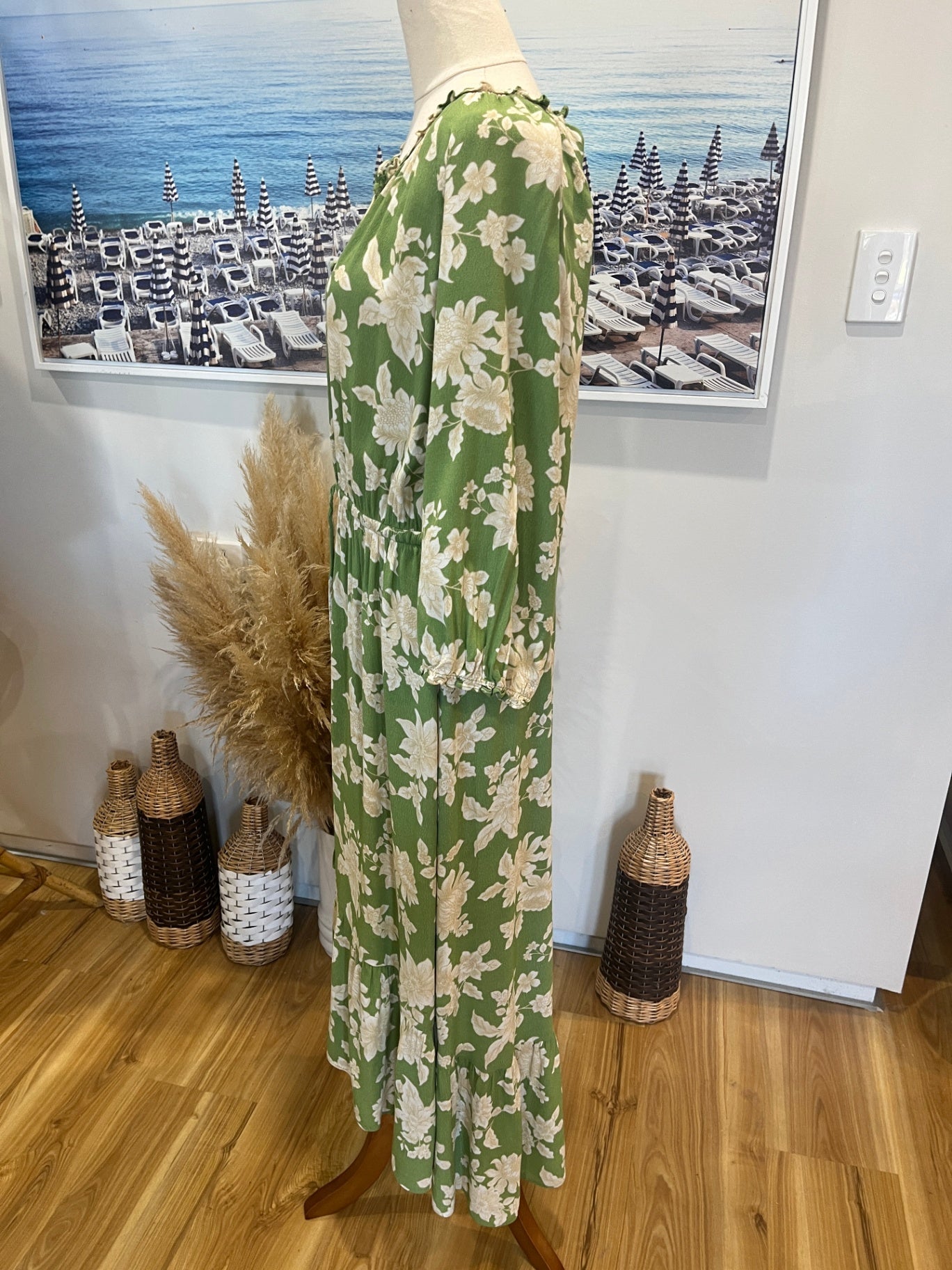 WHISTLE Green/Beige Dress Size 14 