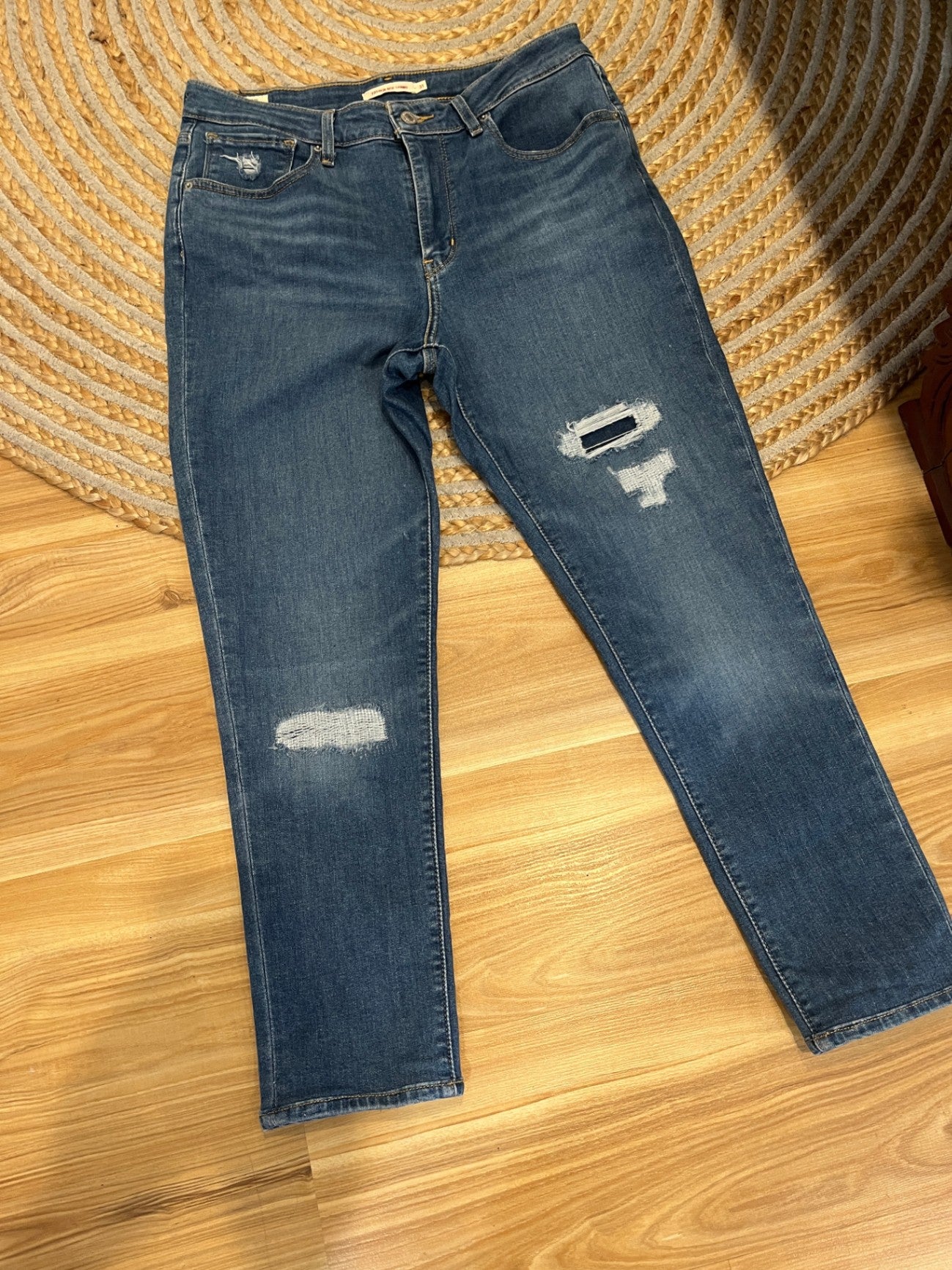 Levi's 721  High Rise Skinny Jeans Size 31