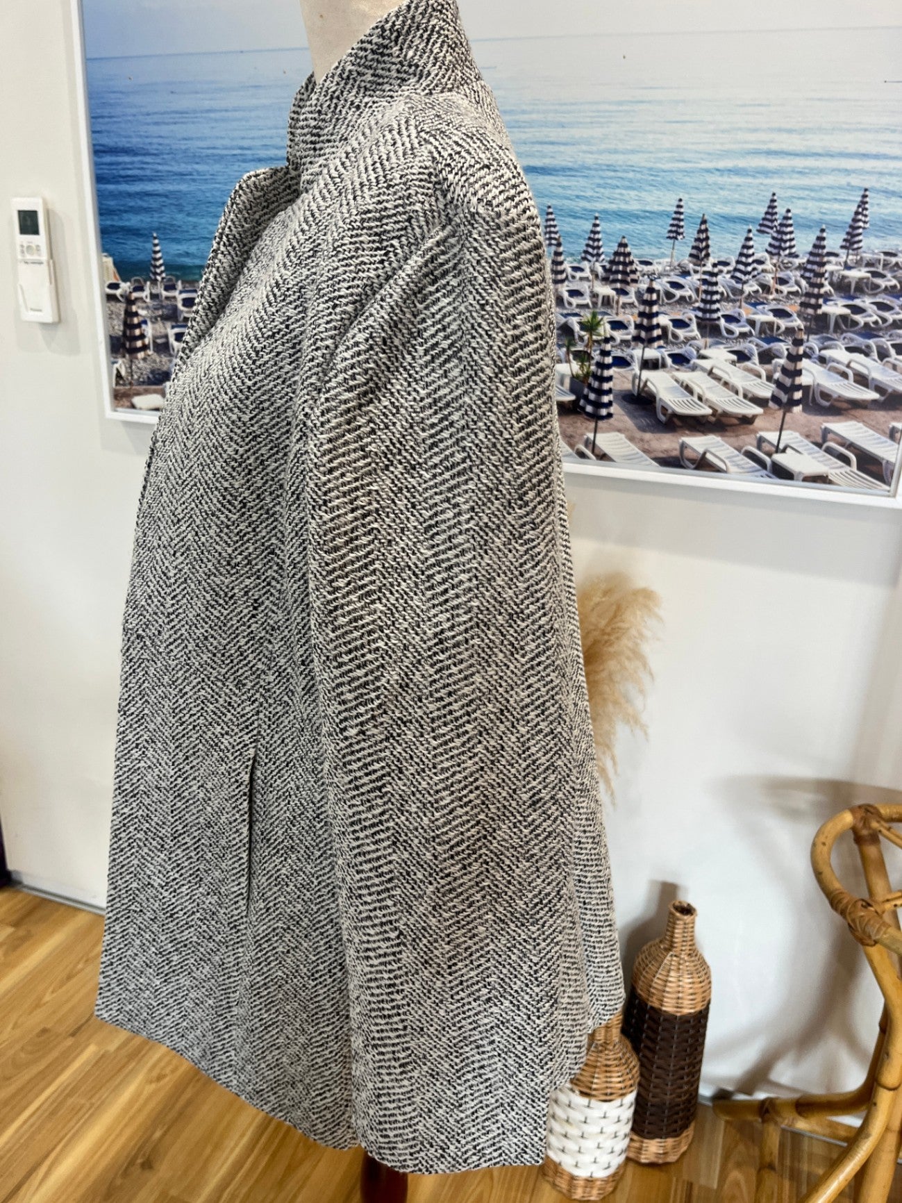 Grey/White/Black Jacket Size Medium