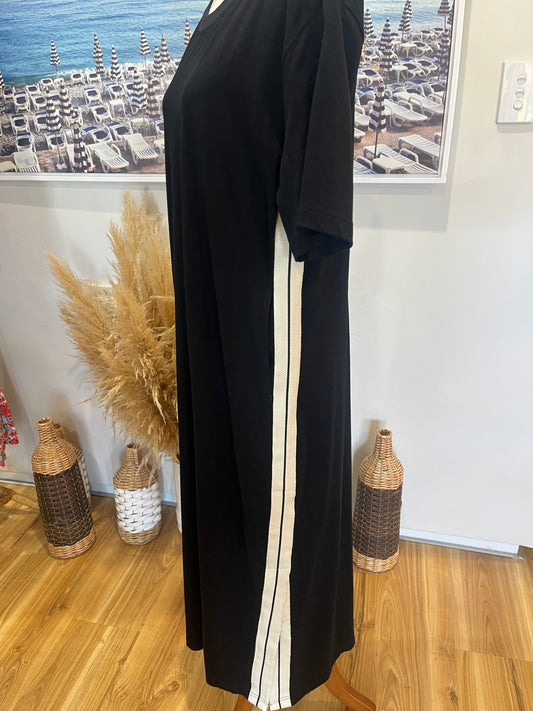 LABEL OF LOVE Black Dress w/Cream Piping and Pockets Large 