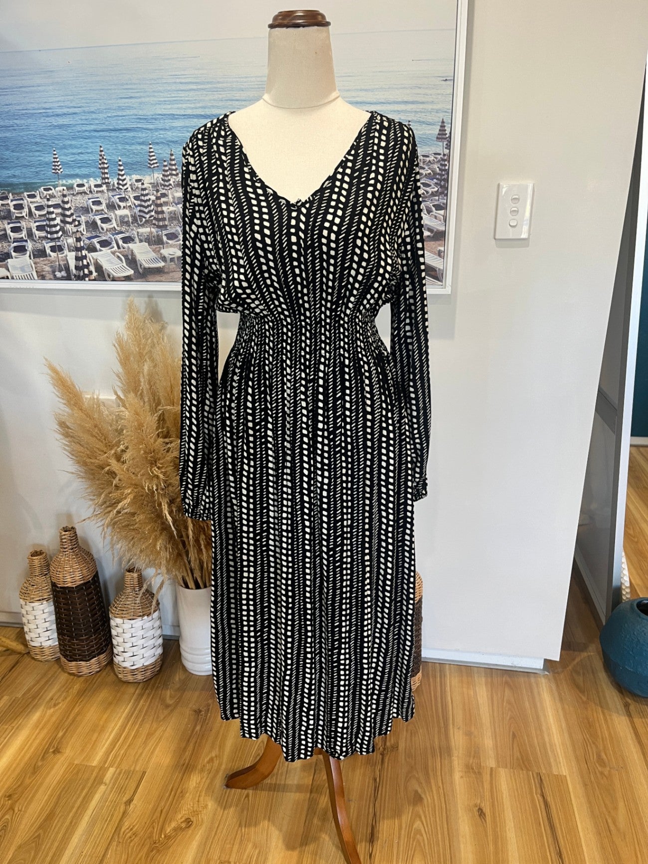 Whistle Black & White Dress Size 10