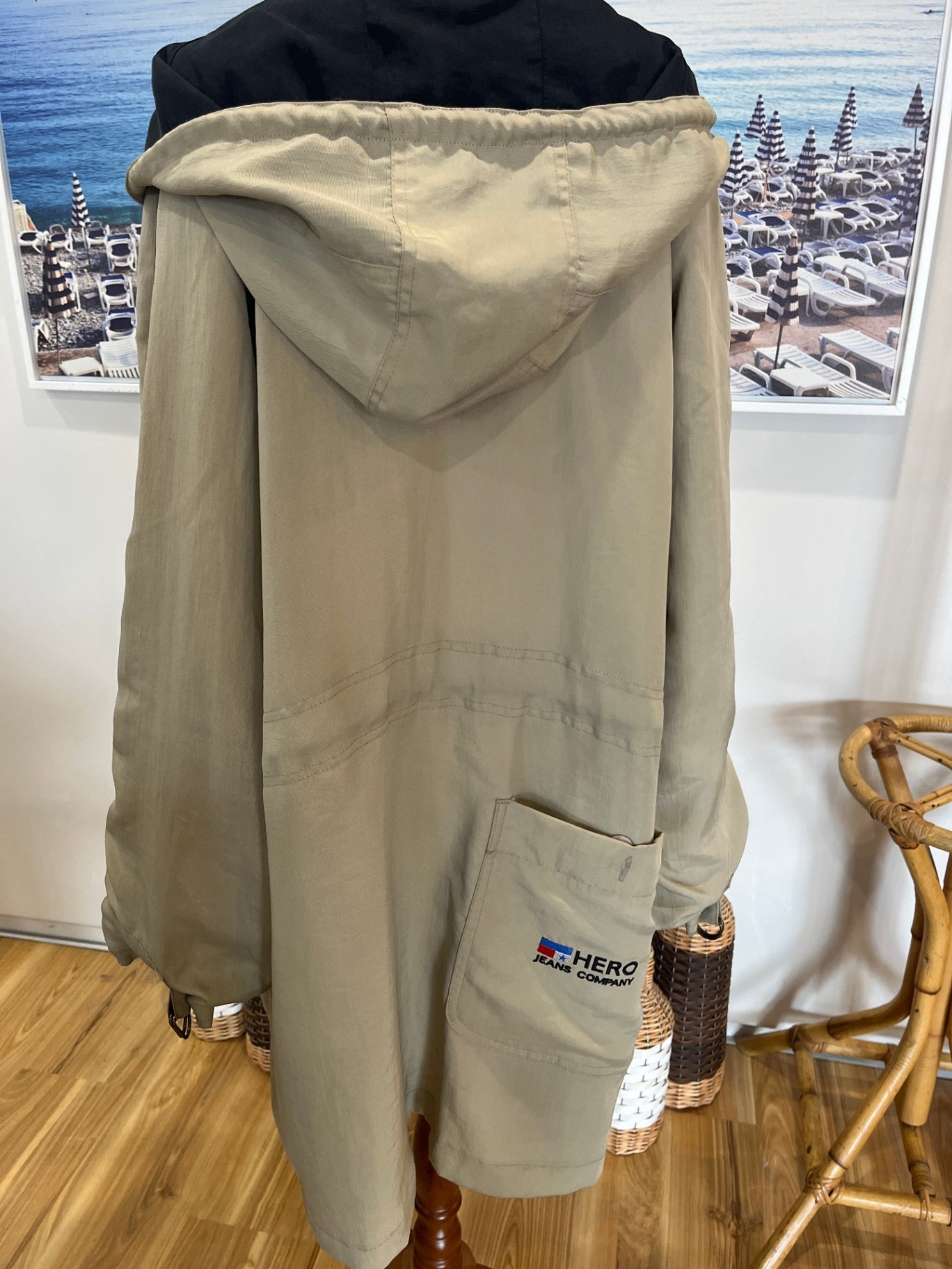 Hero Beige Jacket Detachable Hood Size L