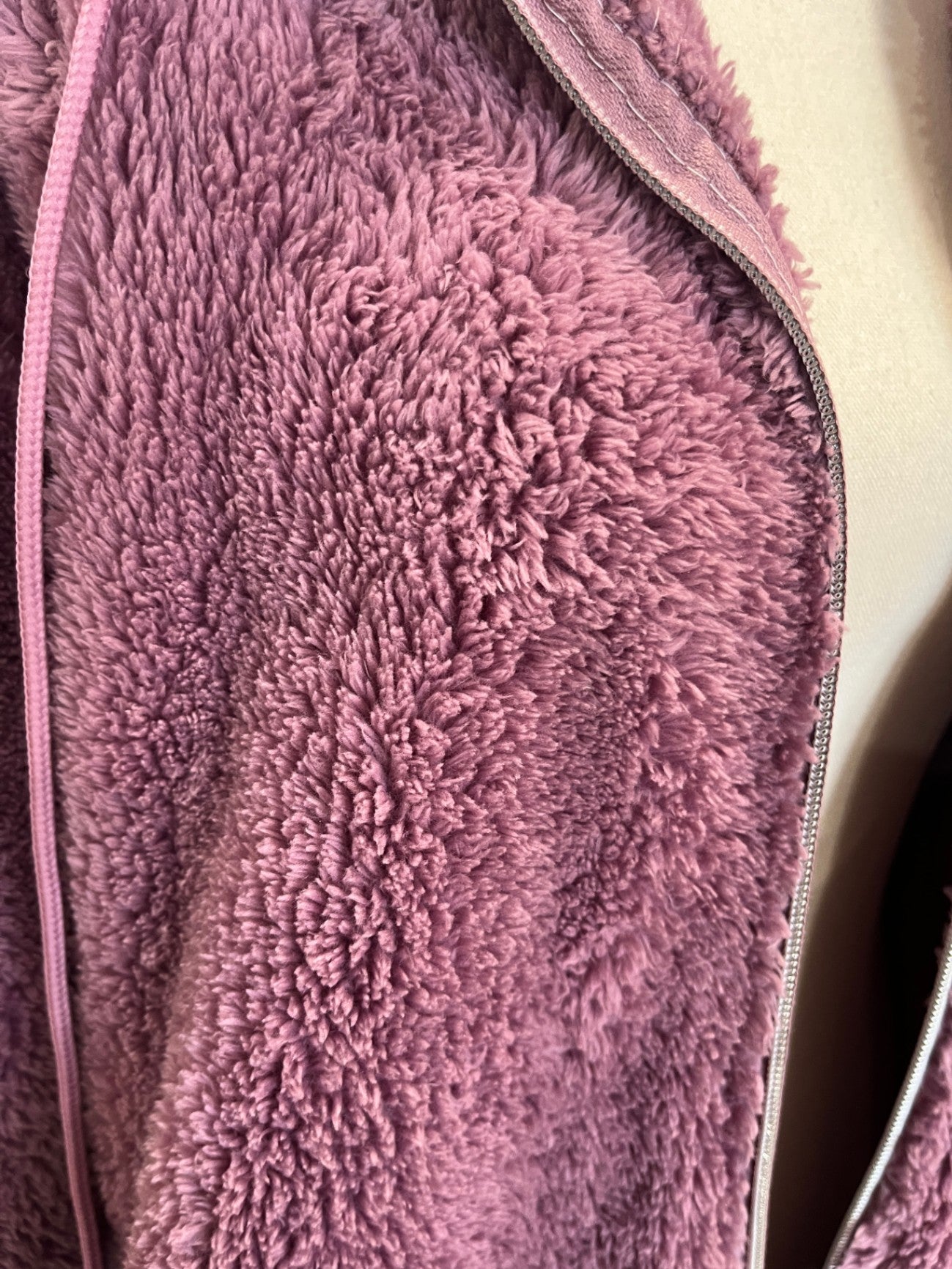 CHASE Fluffy Purple Jacket Size Large