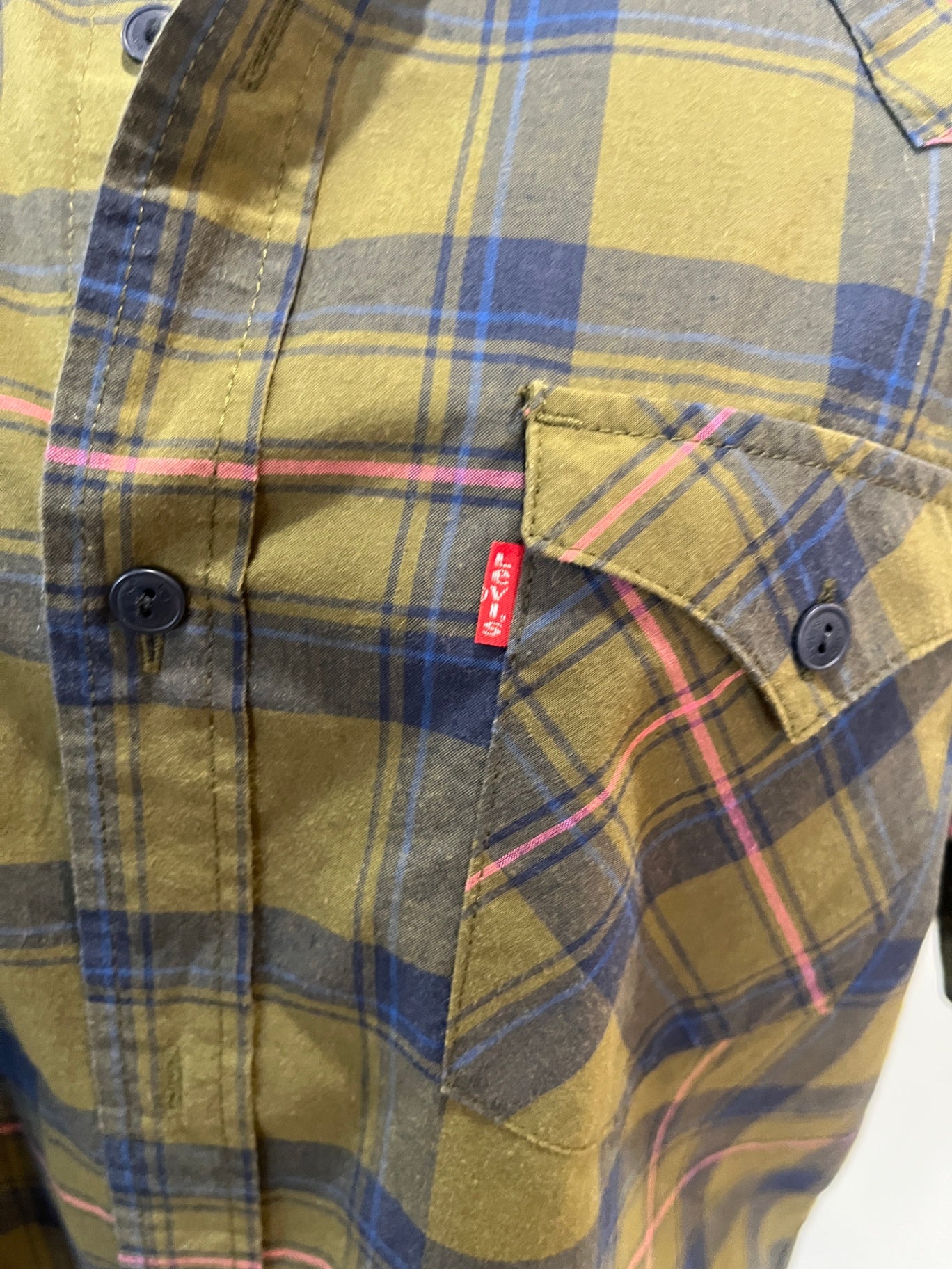 Levi's Checkered Shirt Medium