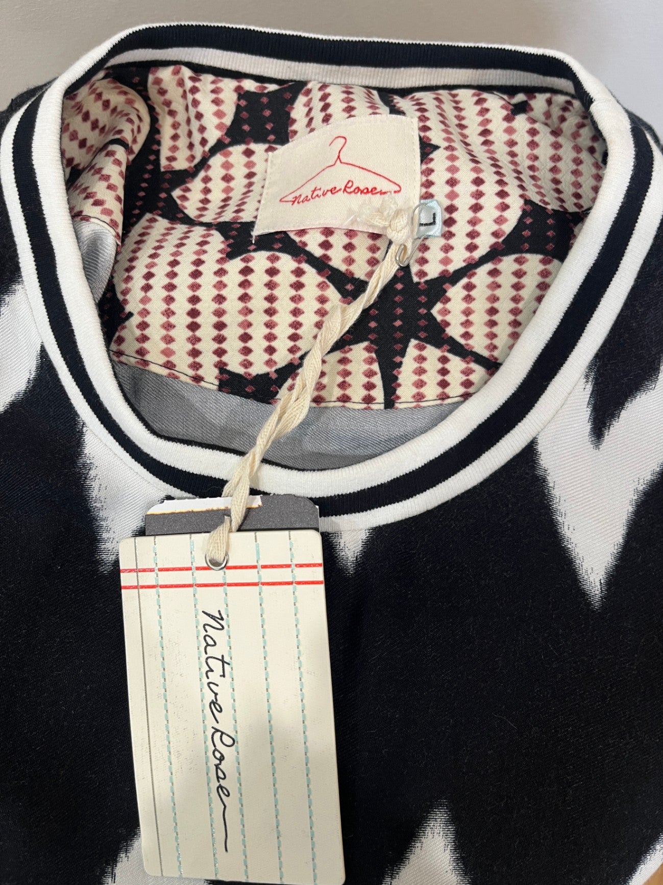 BNWT Native Rose Zigzag Patterned Dress Size L