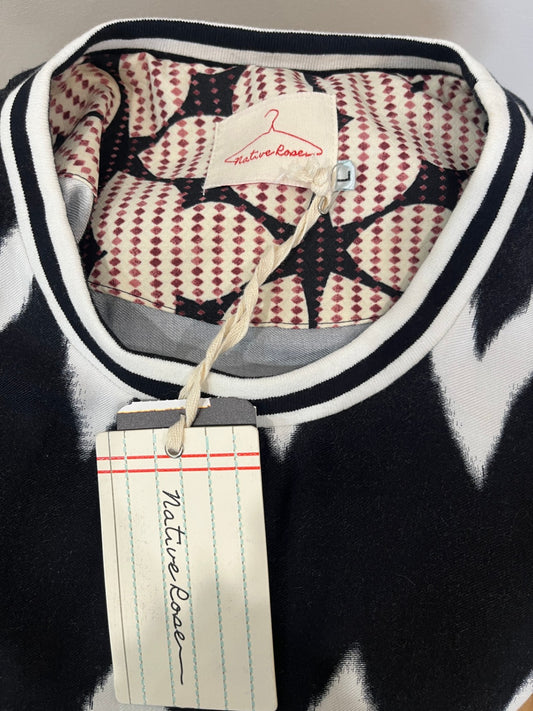 BNWT Native Rose Zigzag Patterned Dress Size L