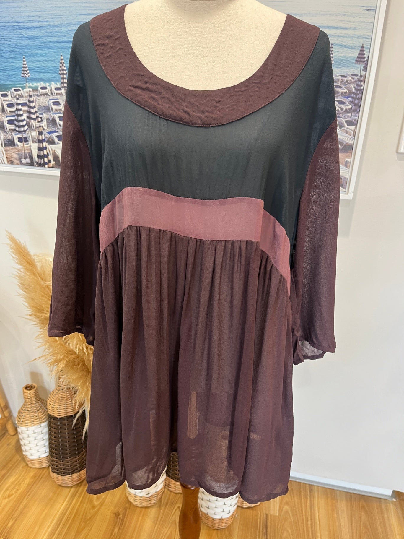 Luscious Burgundy Top Medium