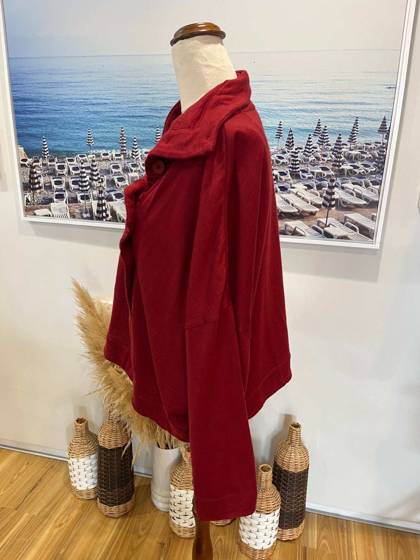 Essentials by Ballantines Red Cardigan Size Large