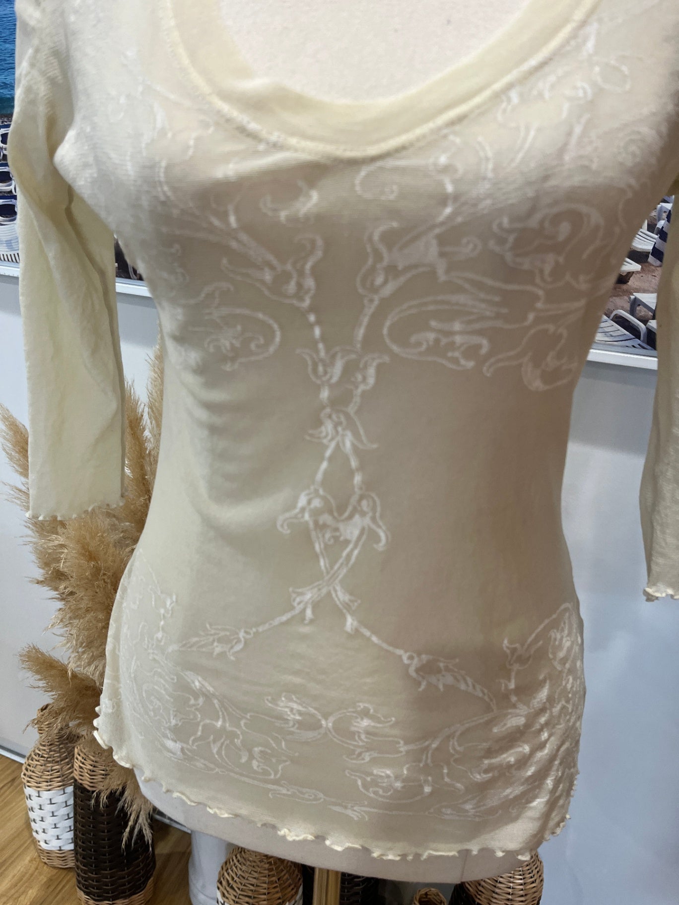 Roisin Dubh Cream Top Size Large