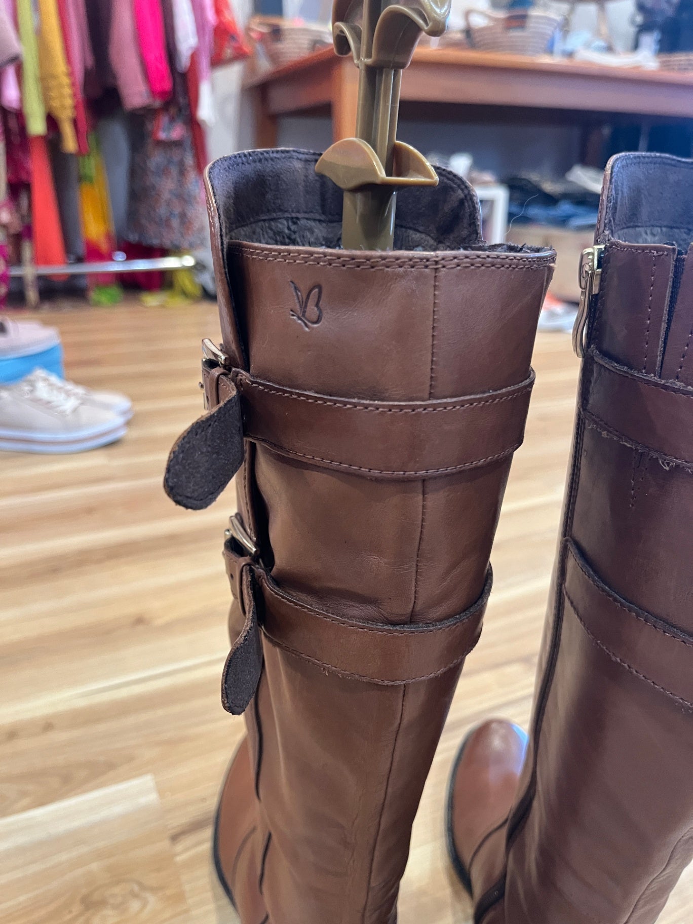 Caprice Tan Knee-High Leather Boots
