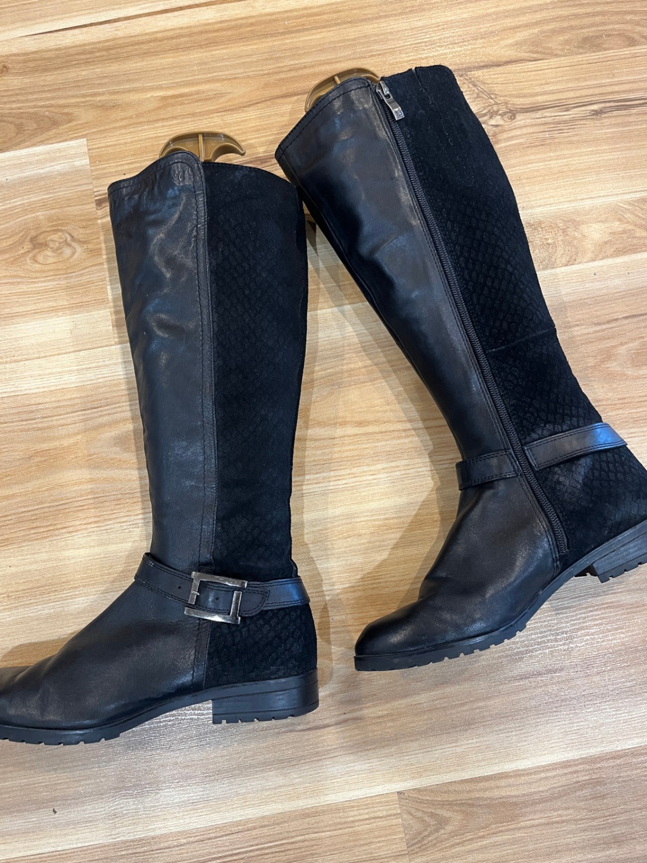 Caprice Black Knee-High Leather Boots 39