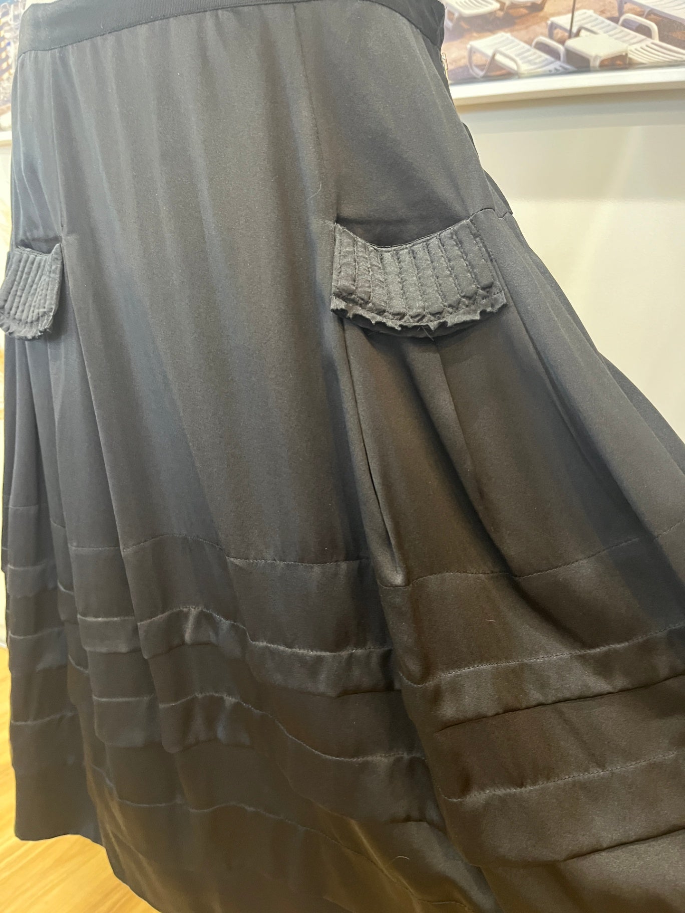 Easton Pearson Black Skirt with Feature Pockets, Size Medium