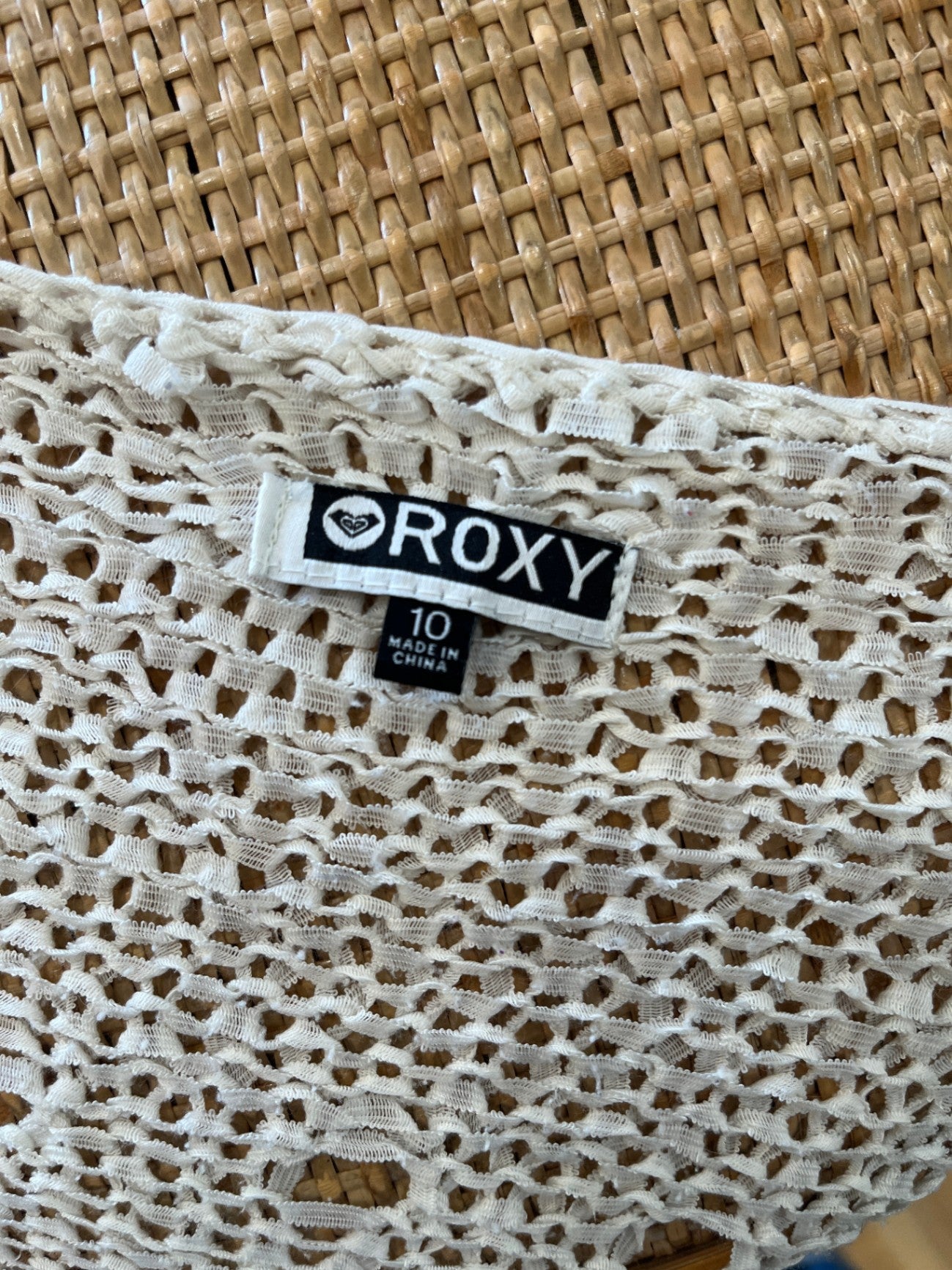 ROXY Cold Shoulder Sleeveless Knit Cream Size 10