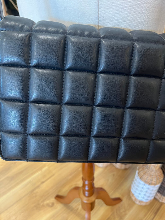 H&M Black Puffy Squares Shoulder Bag