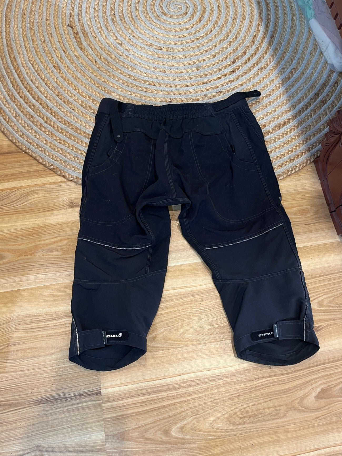 ENDURA Mountain Bike Shorts Black Size L