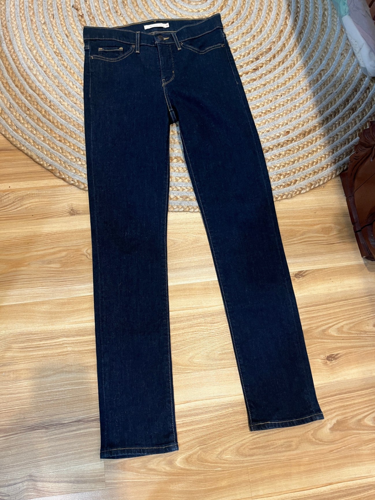 Levi's 312 Jeans Shaping Slim Dark Blue Size 28