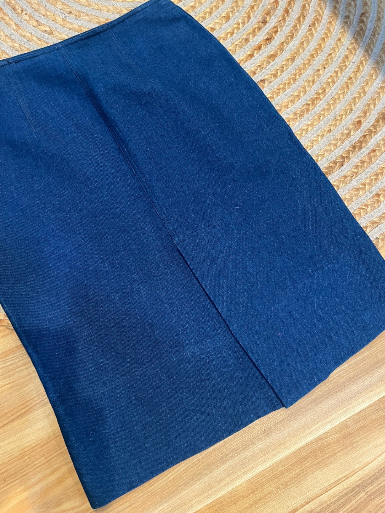 Zara Knee Length Skirt Blue, Medium