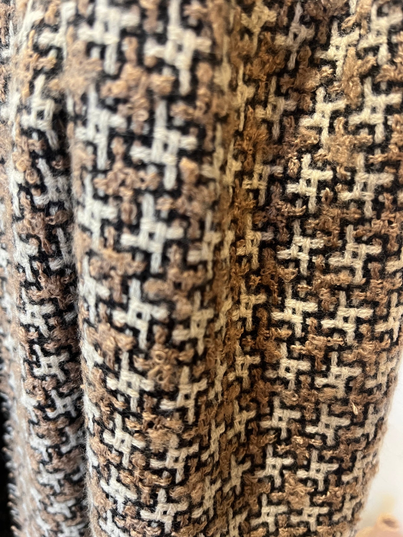 Houndstooth Pattern Design Brown Scarf