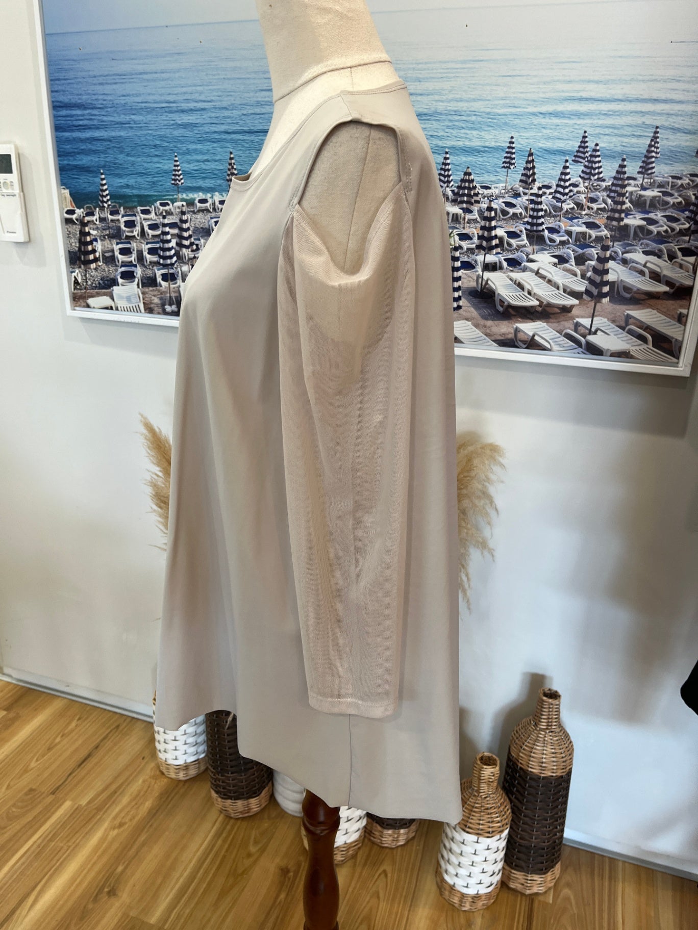 PAULA RYAN Cold Shoulder Top Beige Size M