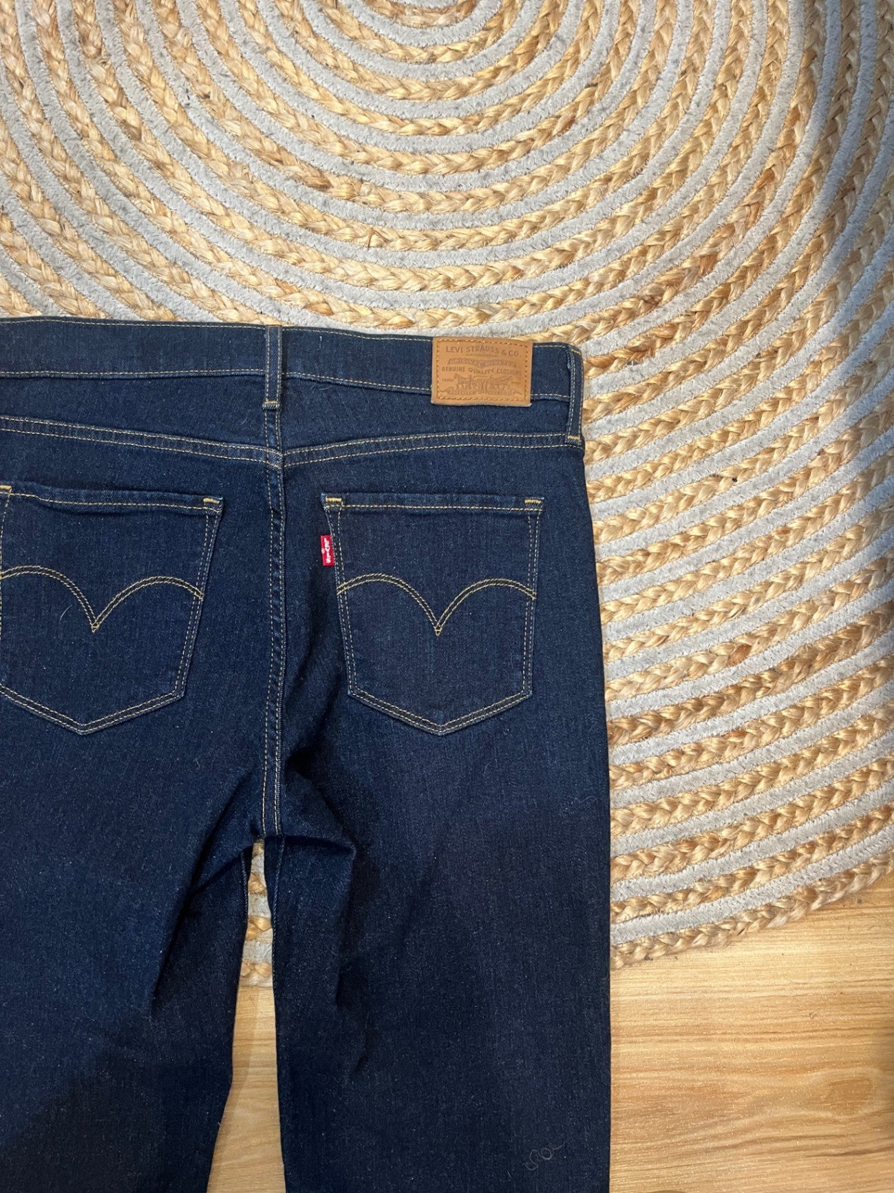 Levi's 312 Jeans Shaping Slim Dark Blue Size 28