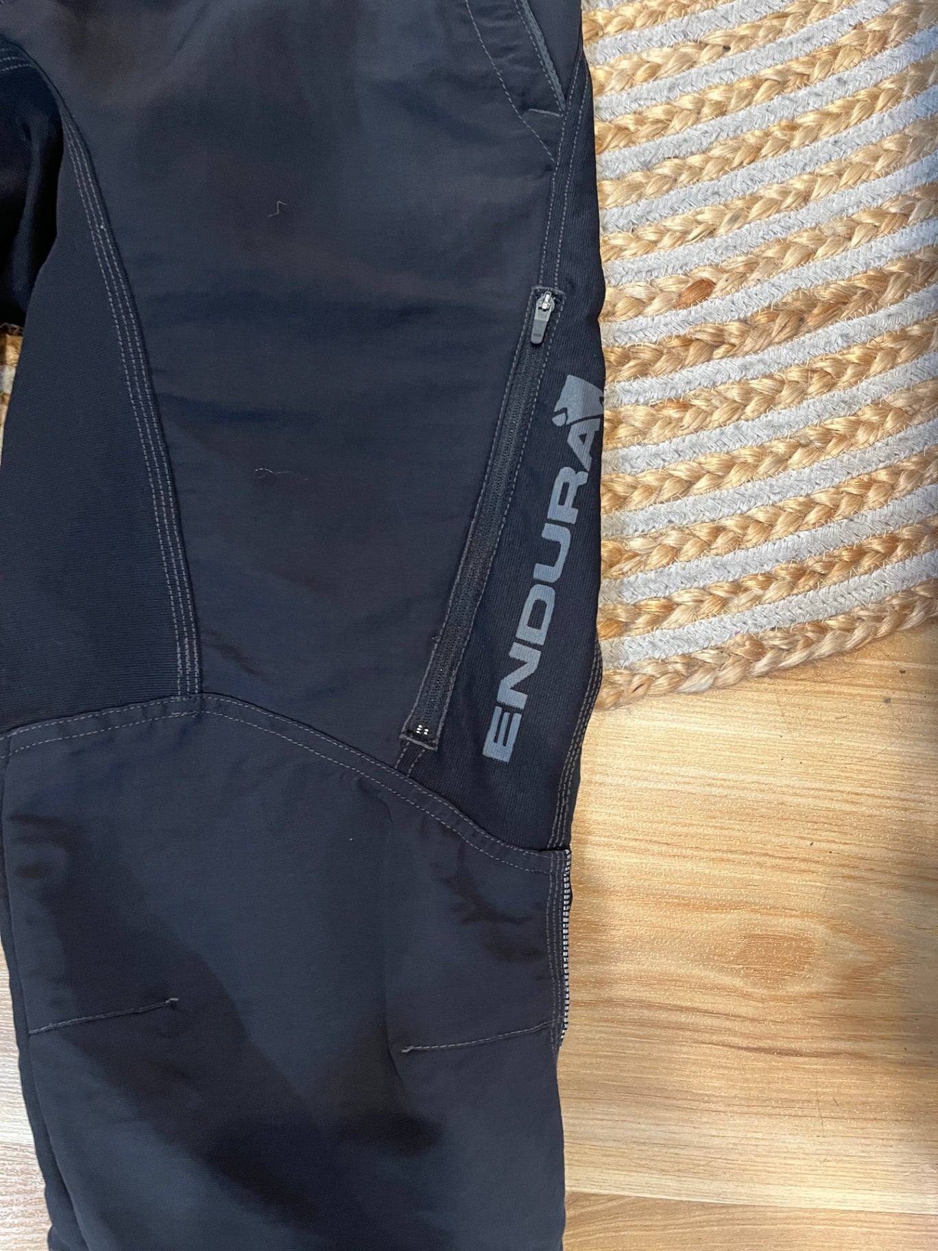 ENDURA Mountain Bike Shorts Black Size L