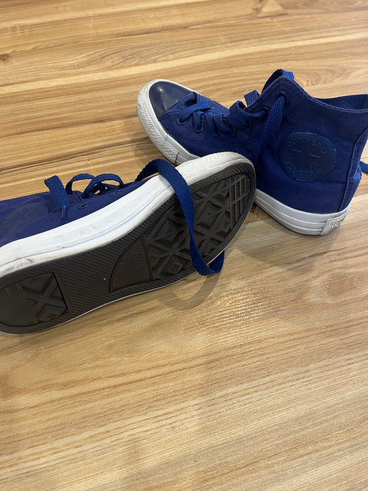 [SALE] Converse Blue High-Top Sneakers – Women's Size 37.5 | Classic Style