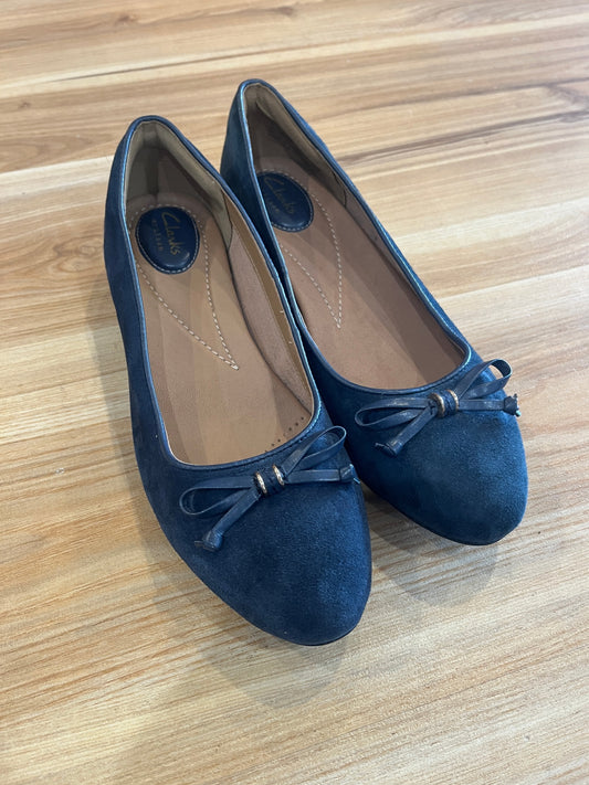 [SALE] Clarks Blue Faux Suede Ballet Flats – Size 39.5 | Classic & Comfy
