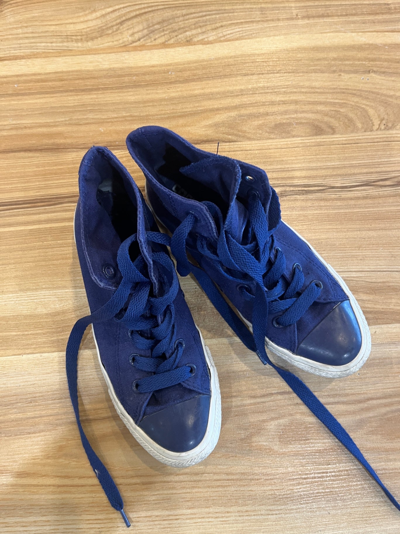 Converse Blue High-Top Sneakers – Women's Size 37.5 | Classic Style