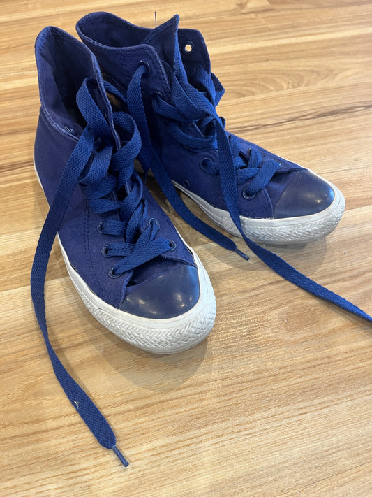 [SALE] Converse Blue High-Top Sneakers – Women's Size 37.5 | Classic Style