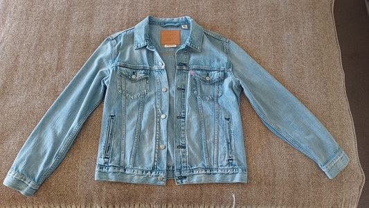 Levi's Jacket M Light Blue