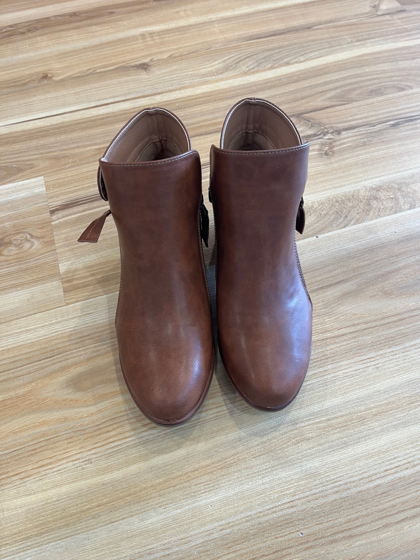 BNWOT Step On Air Tan Faux Leather Boots | Dual Zip | Size 8