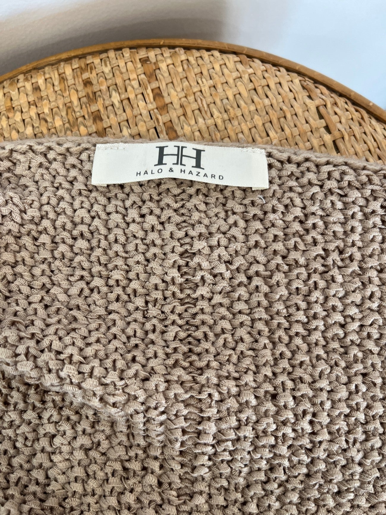Halo & Hazard Beige Knit Jersey Top | Relaxed Fit | 3/4 Sleeve | Size M