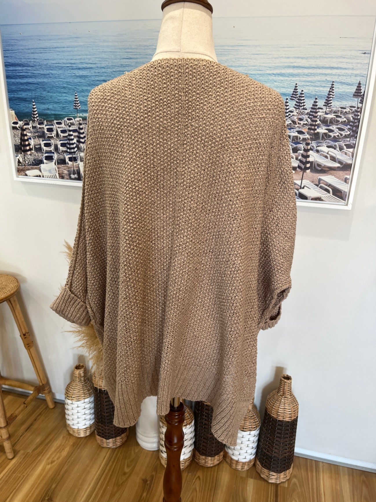 Halo & Hazard Beige Knit Jersey Top | Relaxed Fit | 3/4 Sleeve | Size M