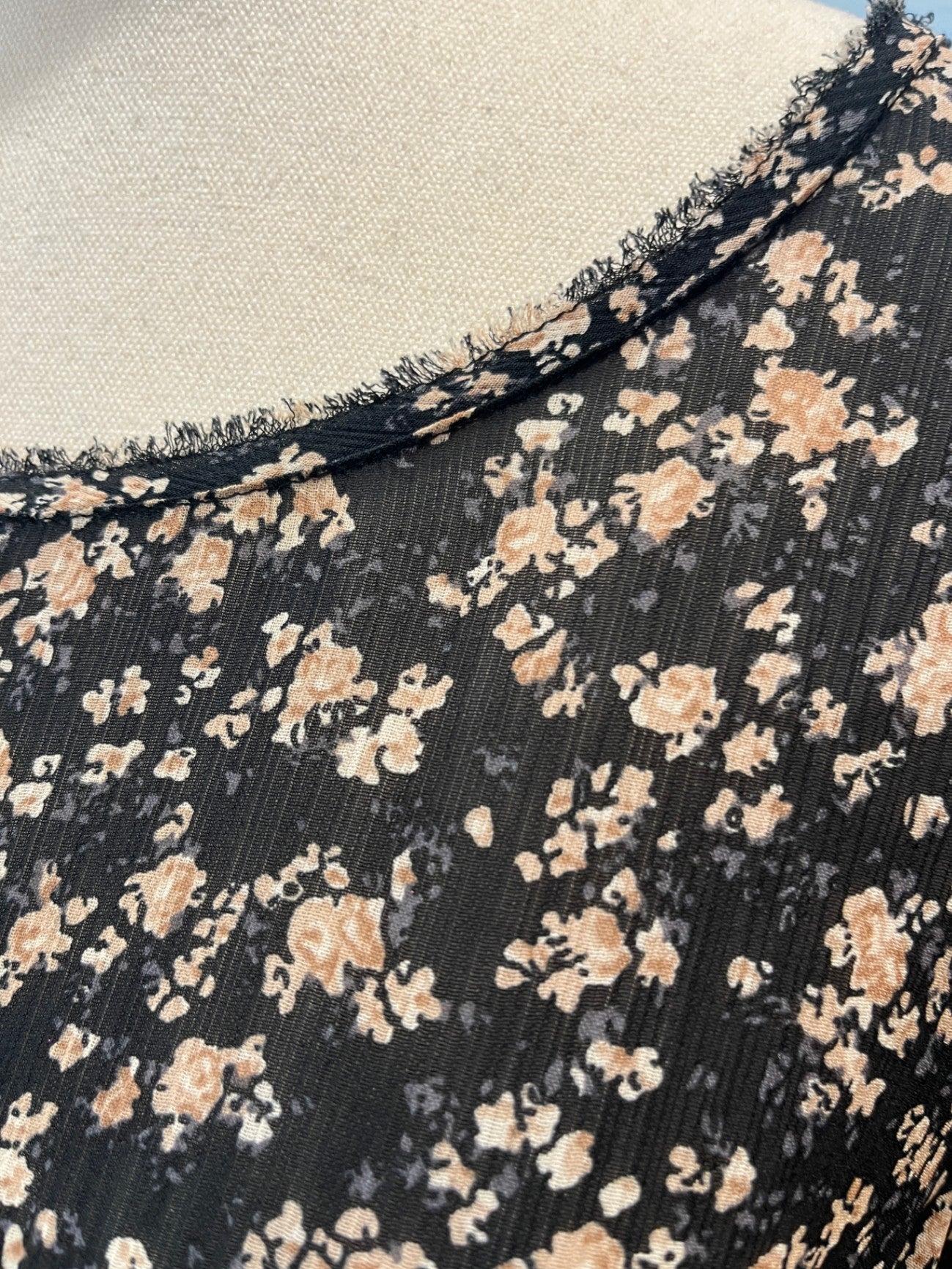 MAX Black Floral Shift Dress | Size 12 | Raw Edge Neckline | Side Splits