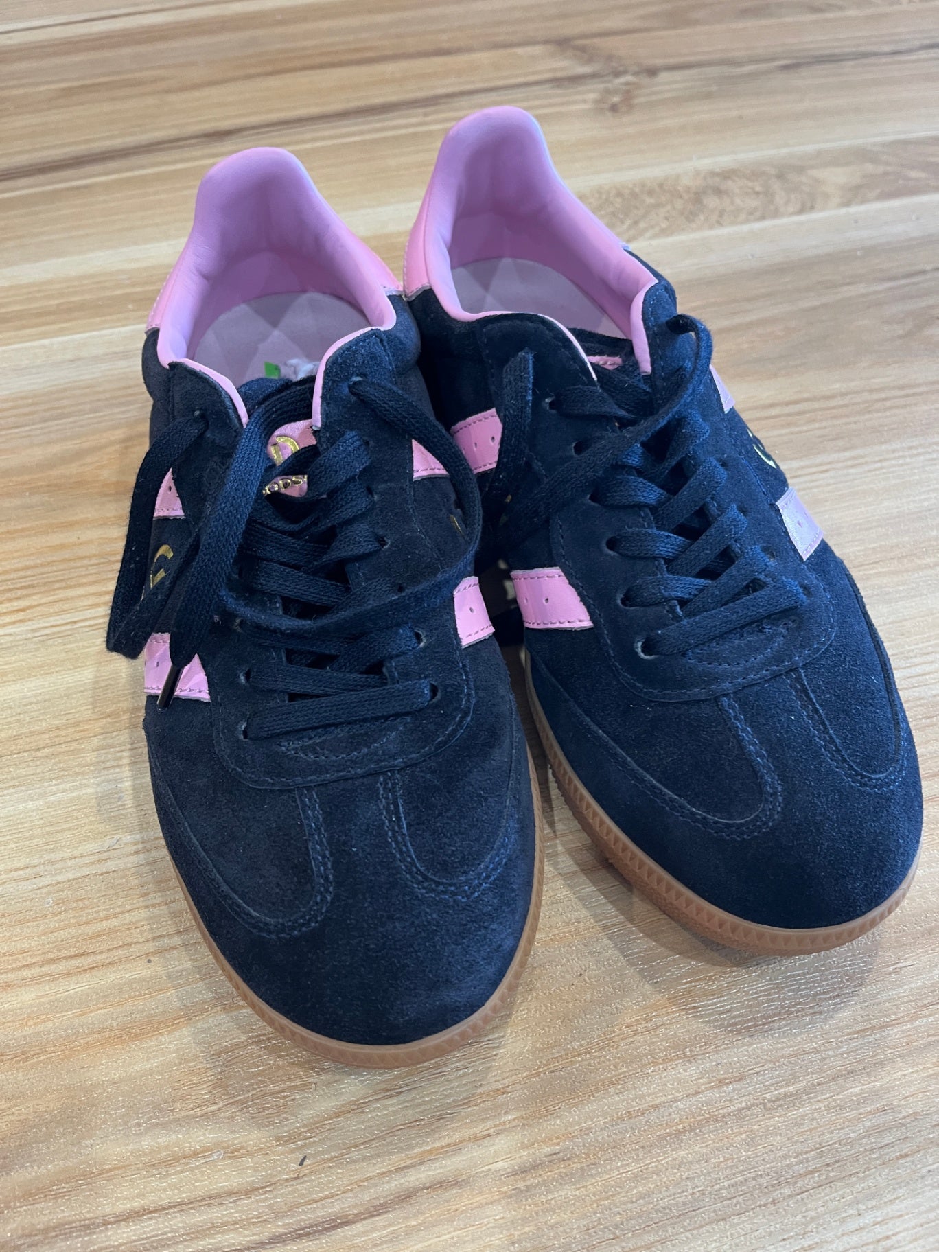 Goodsole Black & Pink Vegan Leather Shoes – Size 38
