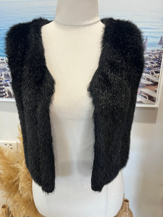 Bravado Black Faux Fur Crop Sleeveless Vest – Size 6