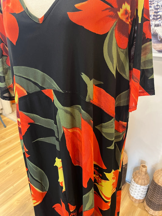 Taking Shape Black Dress | Large | Bold Red Floral Print