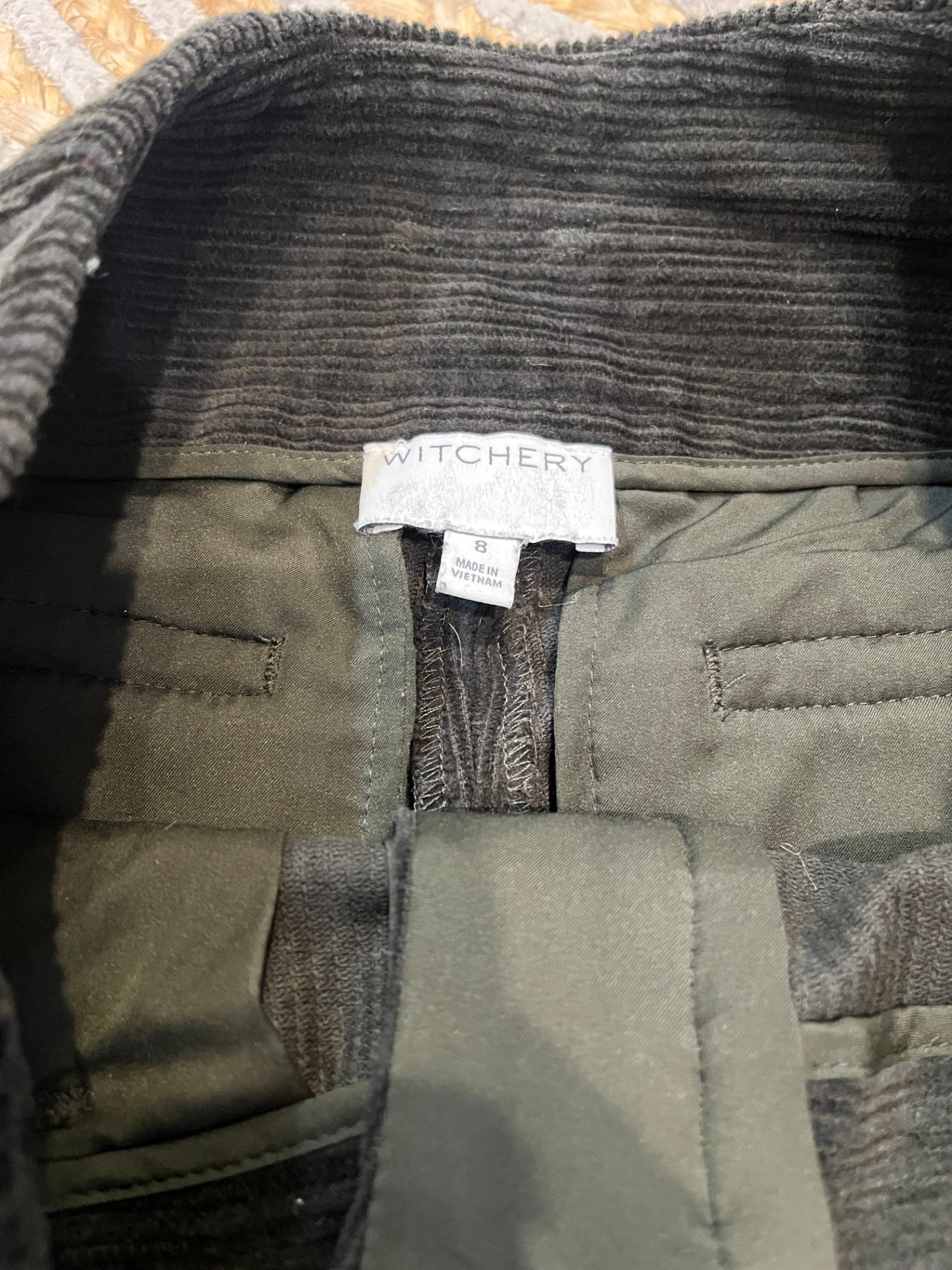 Witchery Dark Green Pants Size 8 – High Waisted Cords