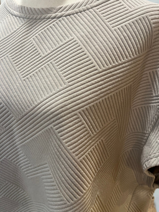 Seen and Be Seen Beige Top Size L – Cross Hatch Detail