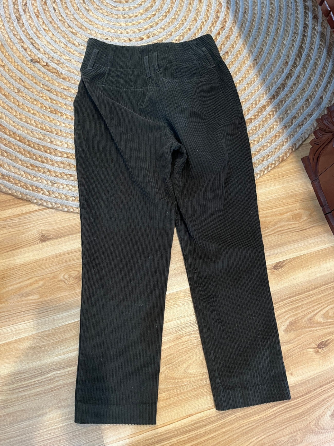 Witchery Dark Green Pants Size 8 – High Waisted Cords