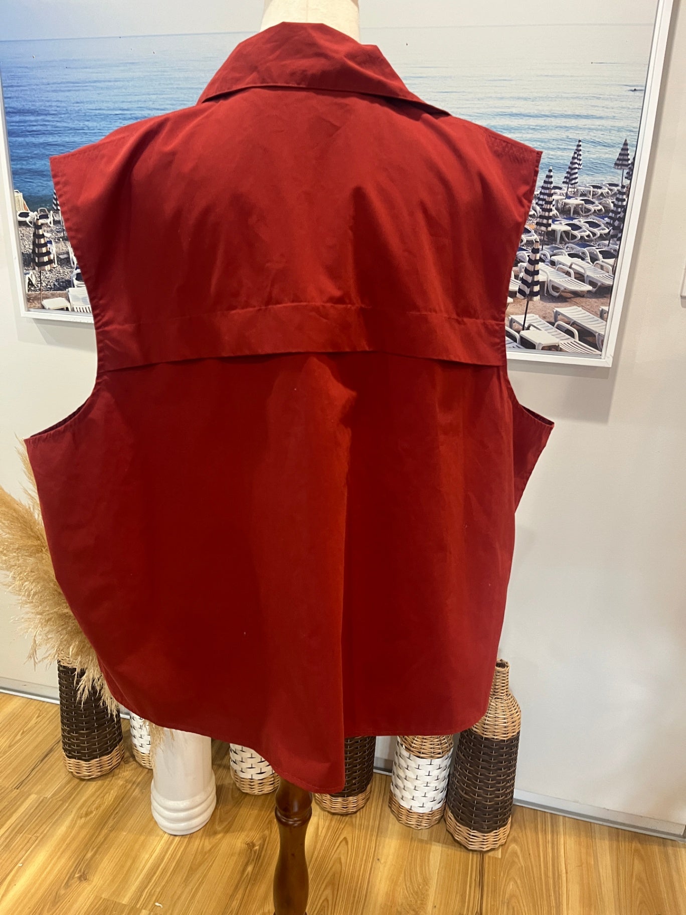 BQ Rusty Red Lightweight Vest Size 2XL – Fully Lined Double Zip