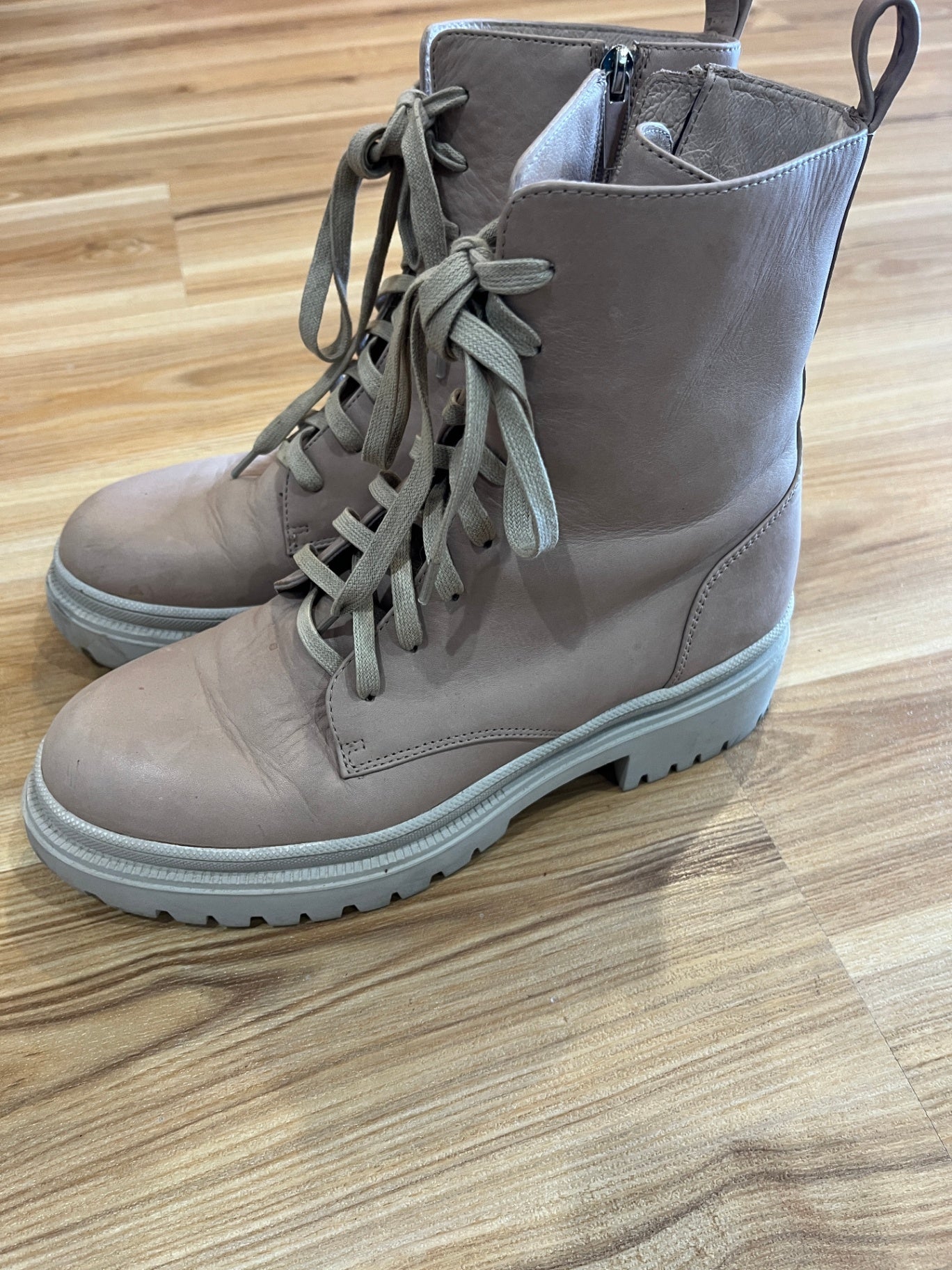 EOS As You Are Chunky Leather Lace-Up Boots Blush Pink Size 41