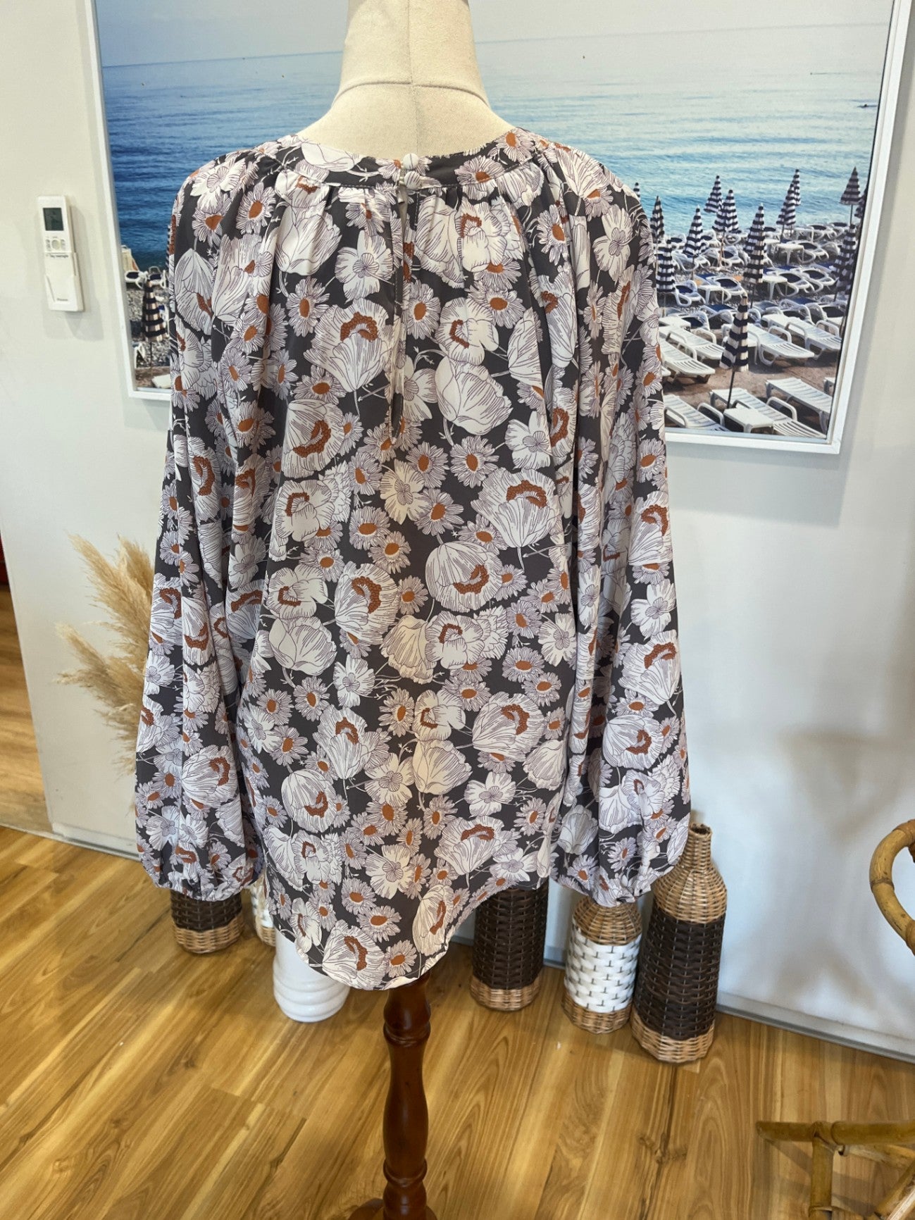 Leila + Luca Flowy High-Low Blouse Size 10 | Elasticated Cuff Sleeves