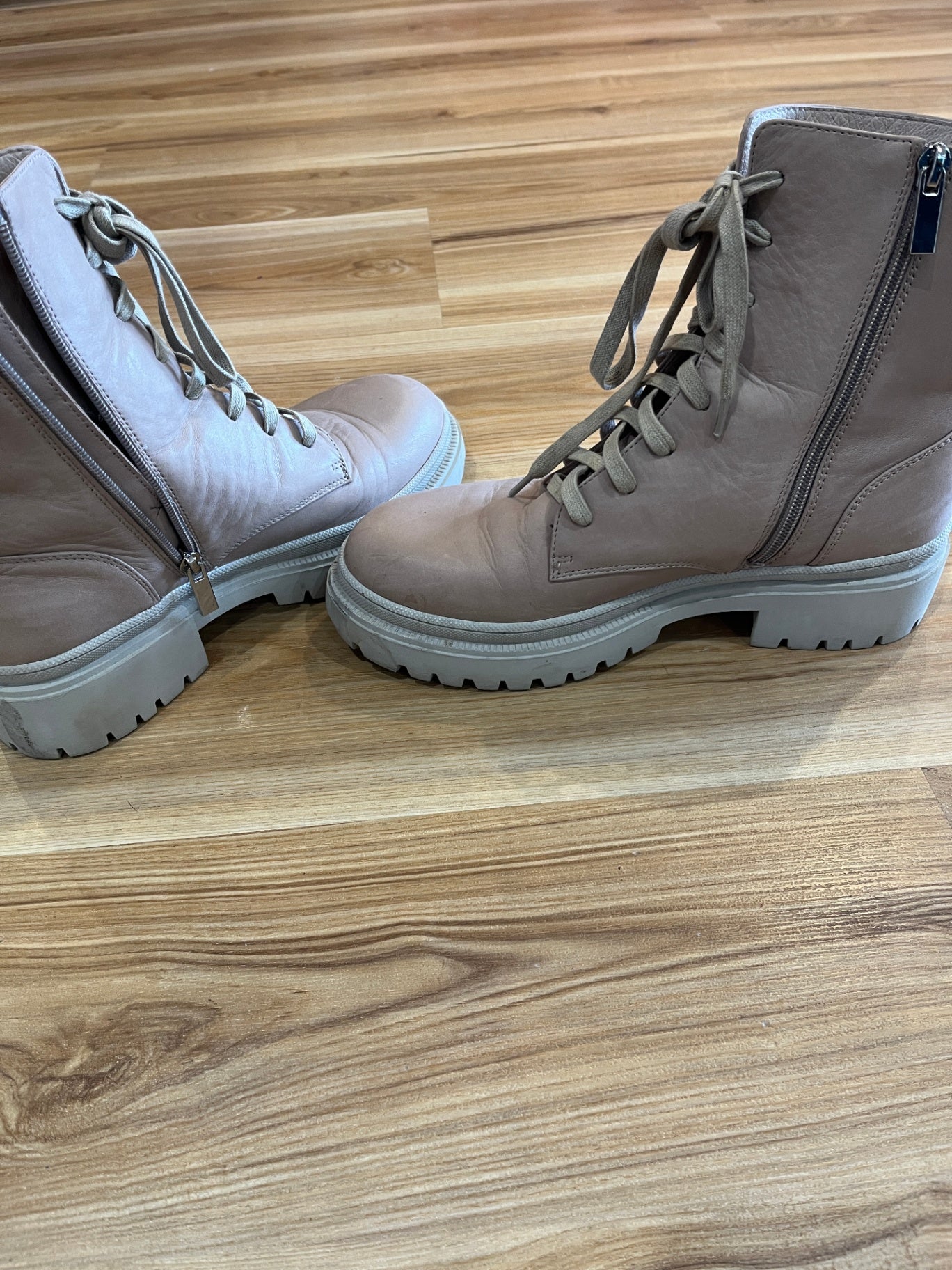 EOS As You Are Chunky Leather Lace-Up Boots Blush Pink Size 41