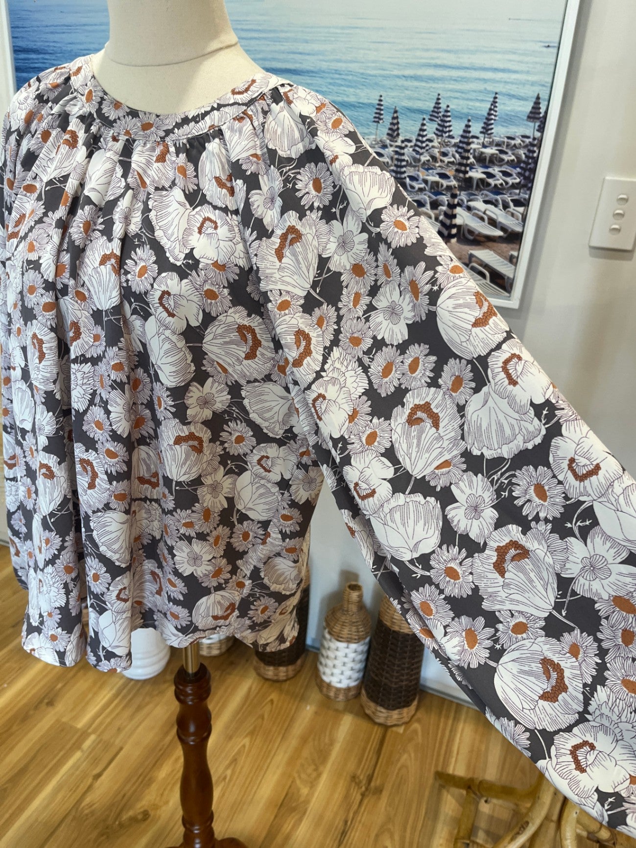 Leila + Luca Flowy High-Low Blouse Size 10 | Elasticated Cuff Sleeves