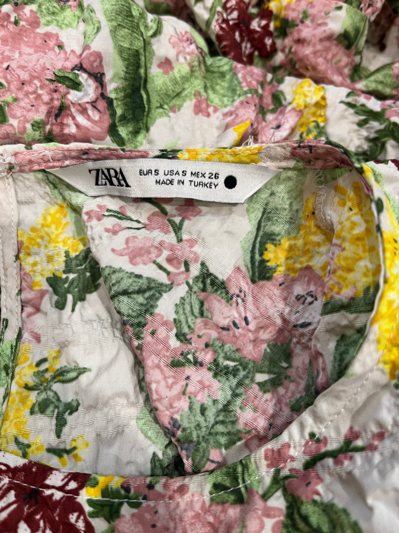 Zara Cream Floral Dress — Size S