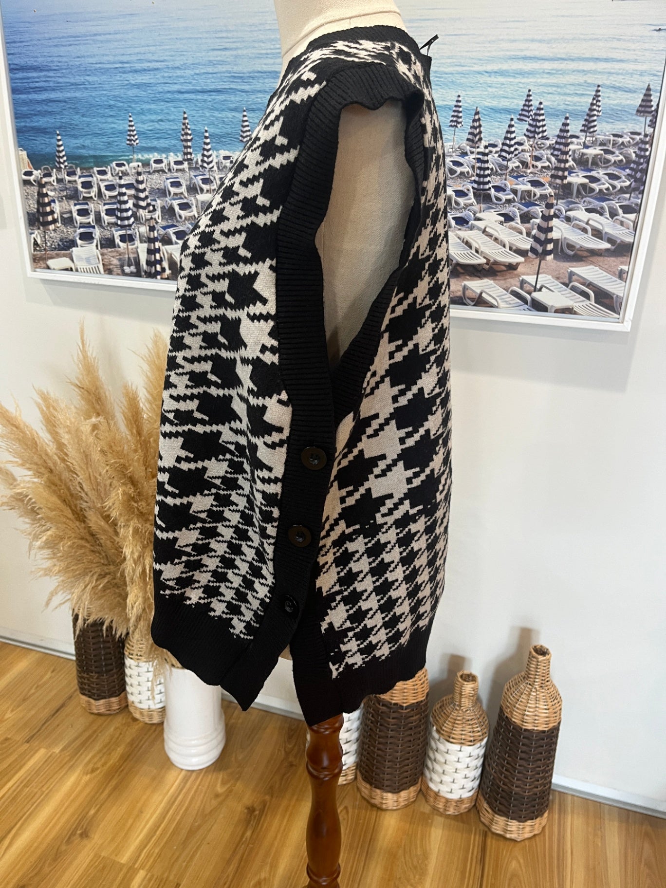 Taking Shape Houndstooth Black & Grey V-Neck Vest | Size 14