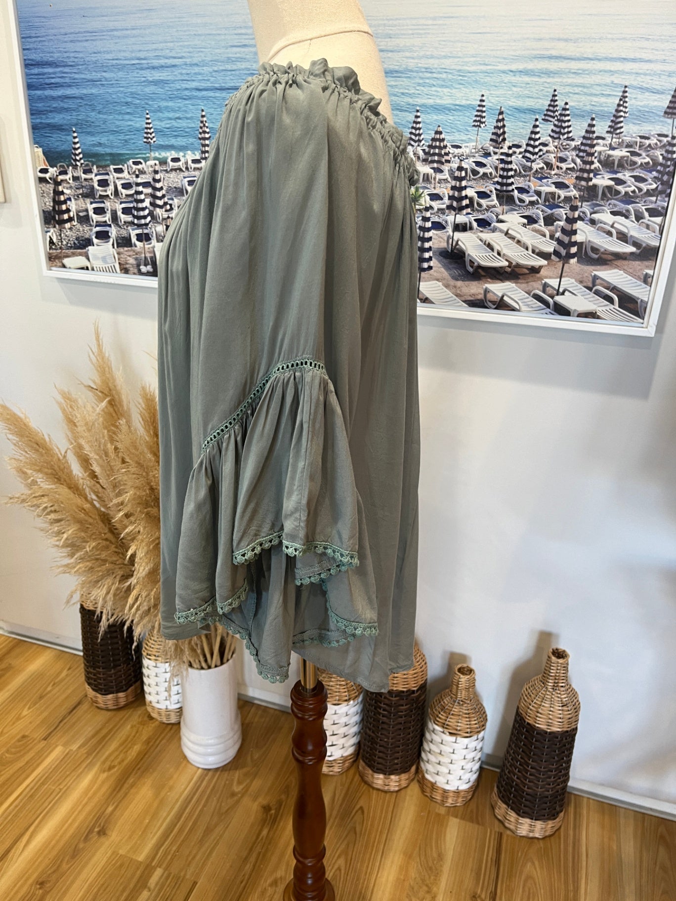Madison Square Boho Blouse | Pale Green | Flowy ¾ Sleeves | Size Small