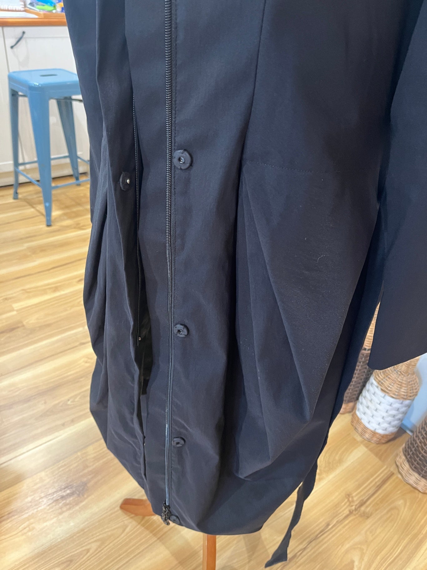 Samuel Dong Black Tulip-Shape Longline Jacket/Coat | Size Medium