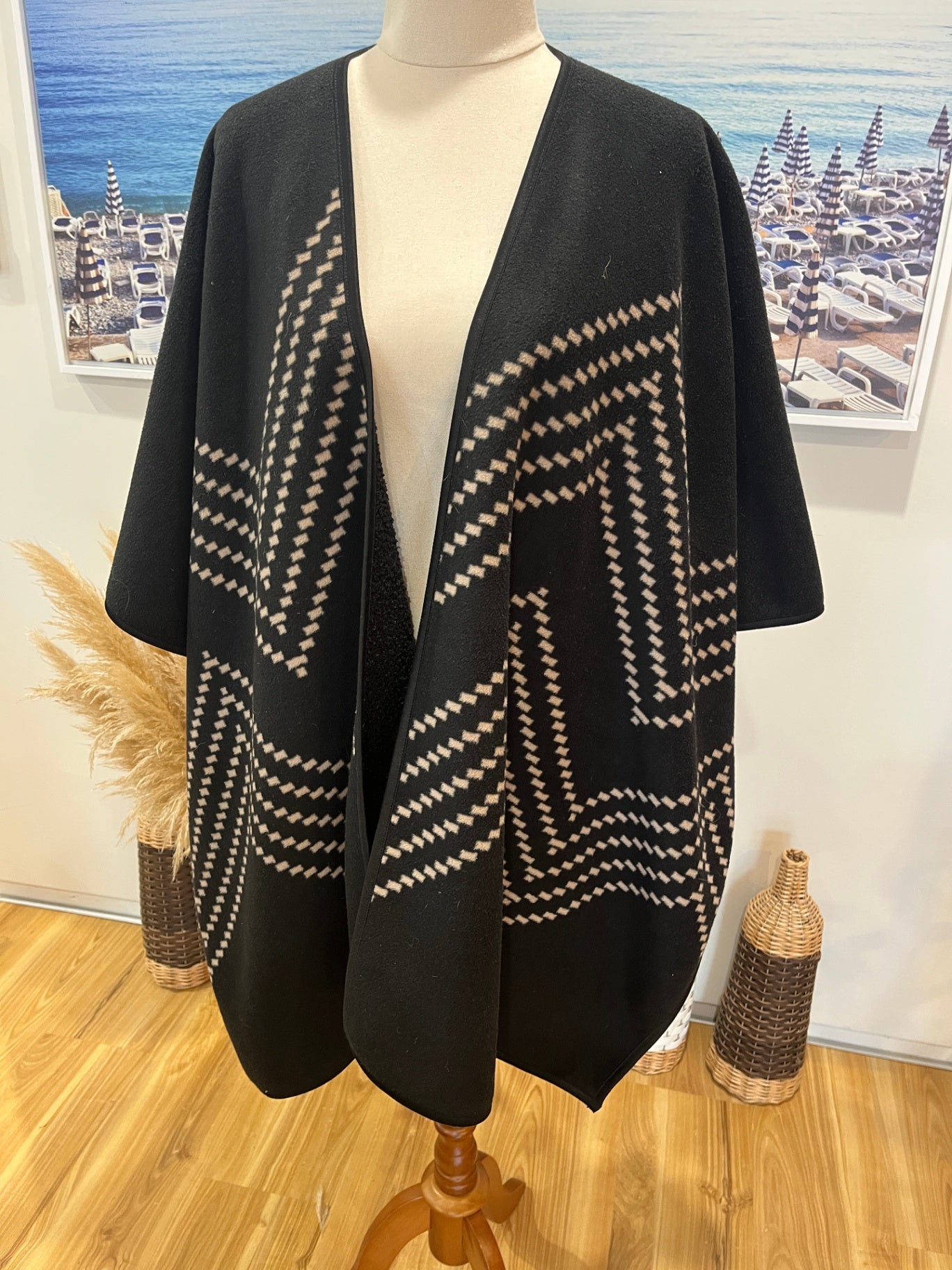 Ike Behar Poncho — One Size Black with Cream Zigzag Pattern